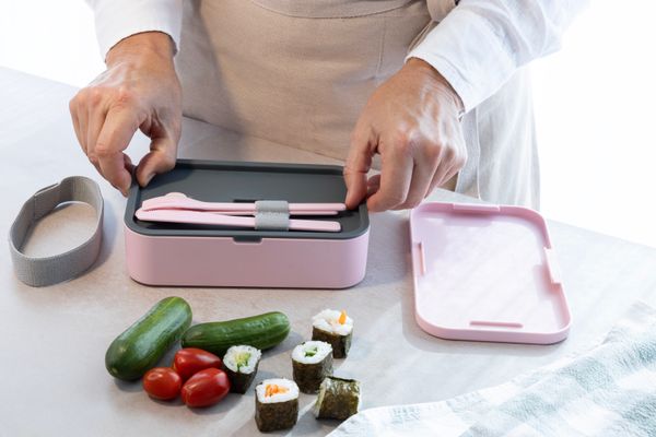 Cuisena RPET Rectangular Bento with Cutlery Pink