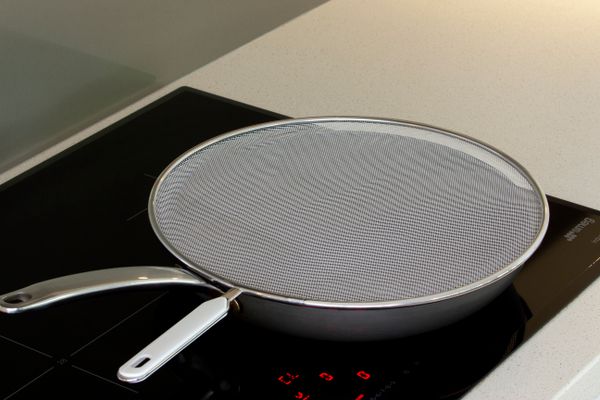 Cuisena Splatter Screen 33cm