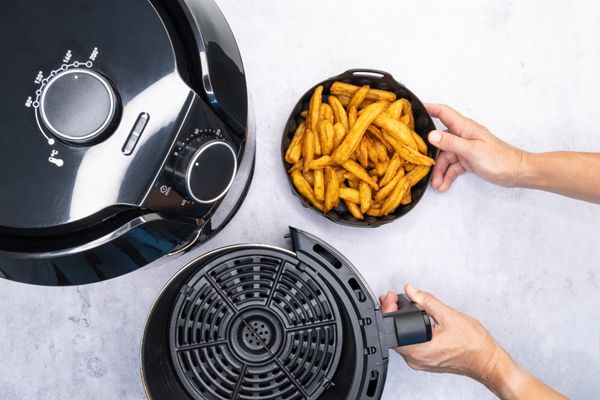 Cuisena Air Fryer Silicone Square Basket Black 18.5cm