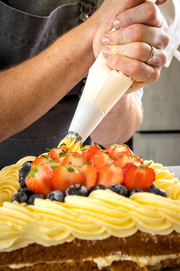 MasterCraft Professional Deluxe Piping Bag 50cm