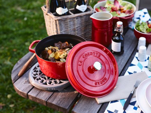 Staub Cocotte Round  26cm Cherry Red