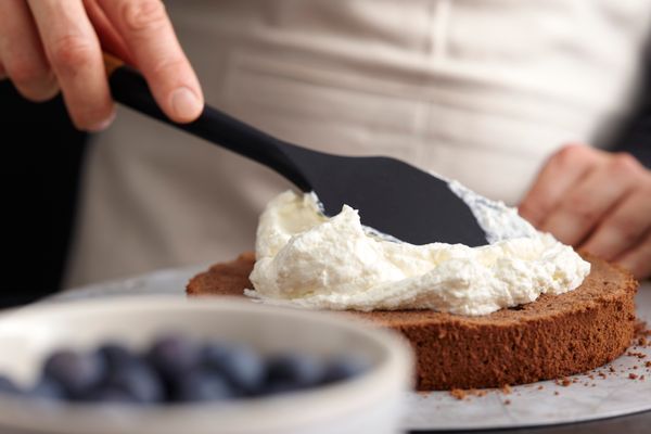 Staub Pastry scraper