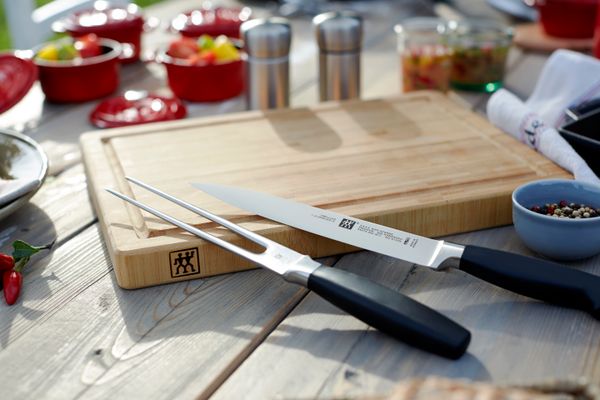 Zwilling FOUR STAR Carving Fork - 18cm