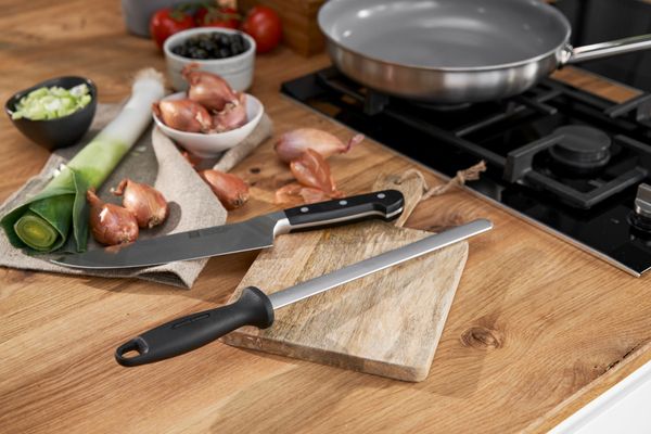 Zwilling Oval Diamond Coated Steel - 26cm